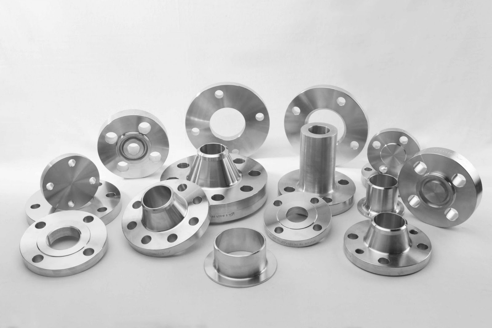 A286 Flanges by Hindco Steel and Alloys