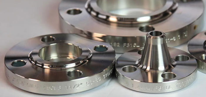 Blind Flanges by Hindco Steel and Alloys