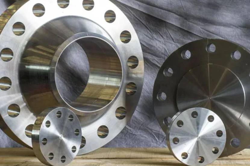 Blind Flanges by Hindco Steel and Alloys