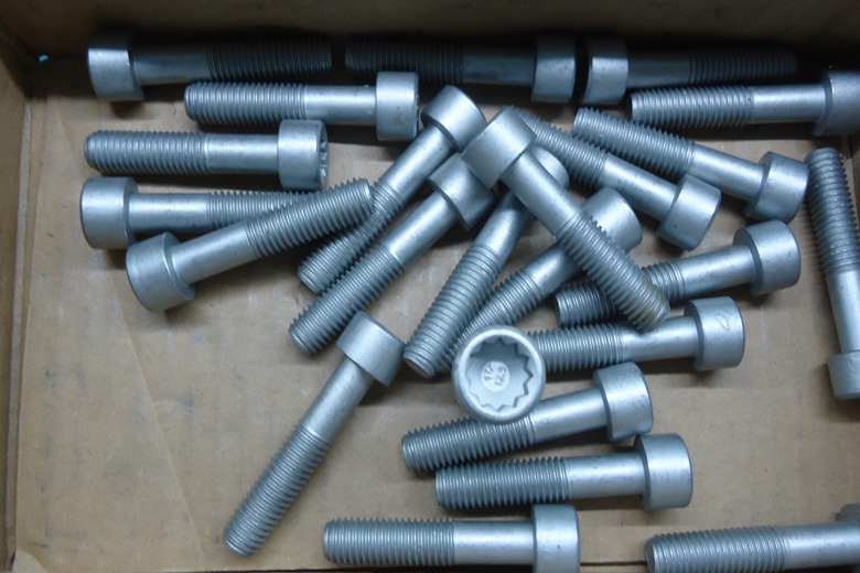 Inconel 600 Fasteners by Hindco Steel and Alloys
